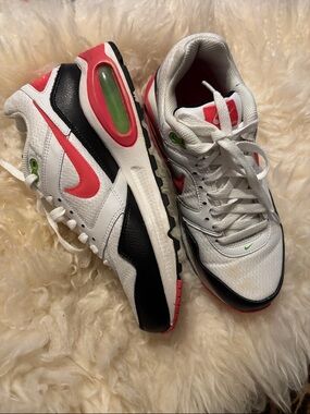 Nike Women’s Air Max Sneakers - White / Pink / Black / Green